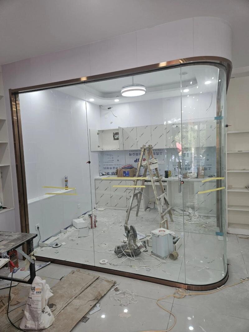 桂林市热弯弧形玻璃异形展柜玻璃 - 哪里好